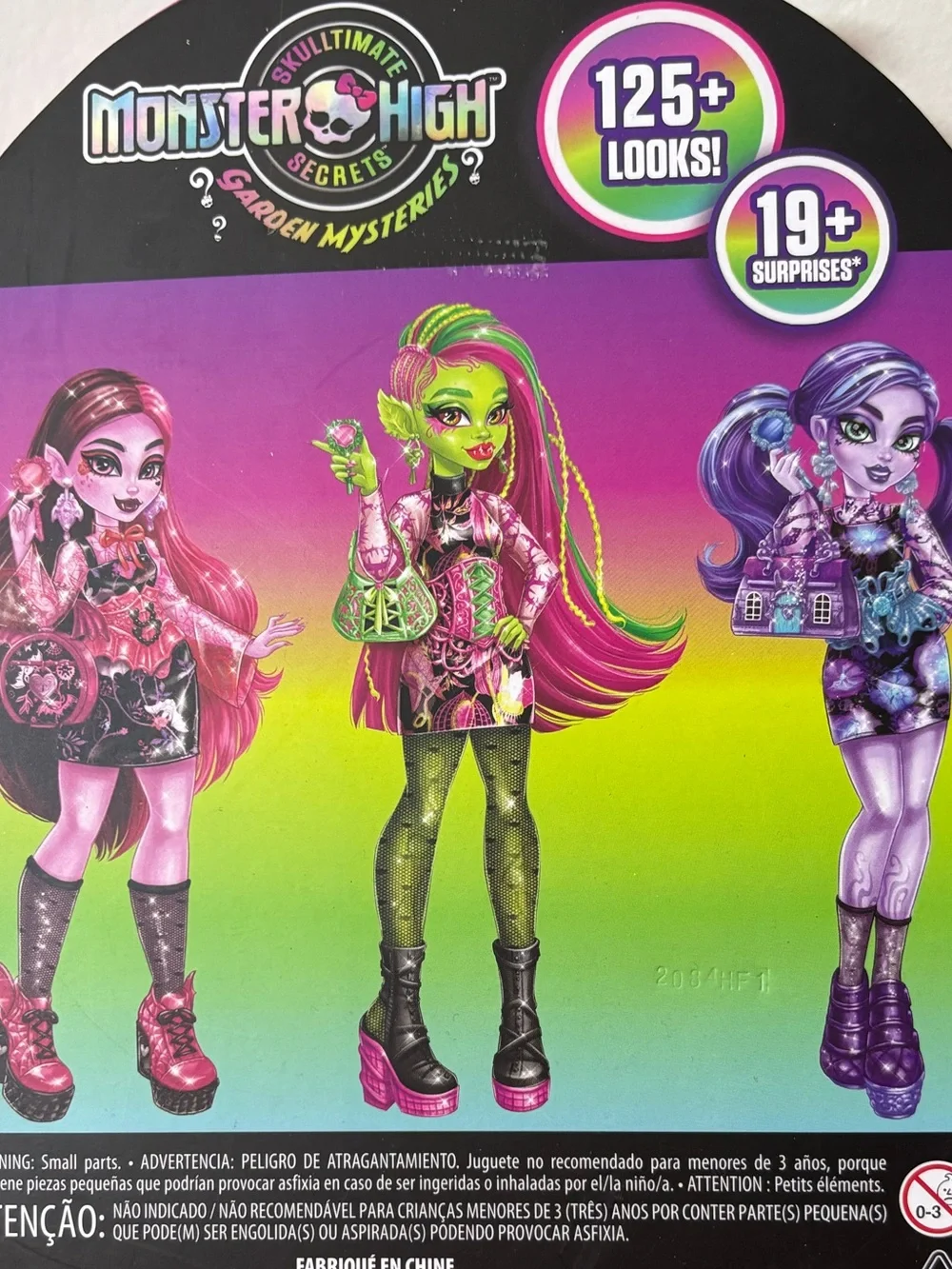 Mattel Monster High Garden Mysteries Playset in Pink and Green